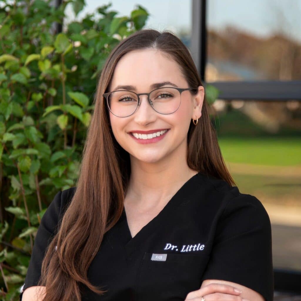 Headshot of dr. Little, orthodontist at hentscher johnson orthodontics in columbia and waterloo